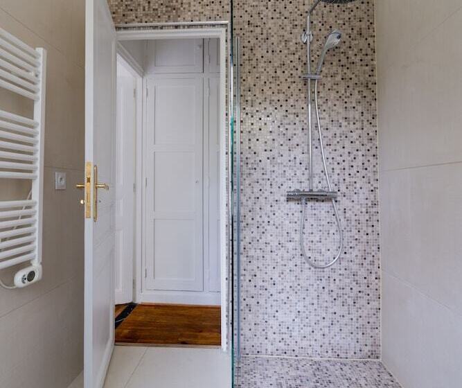 민박 Le Domaine De Montmorency