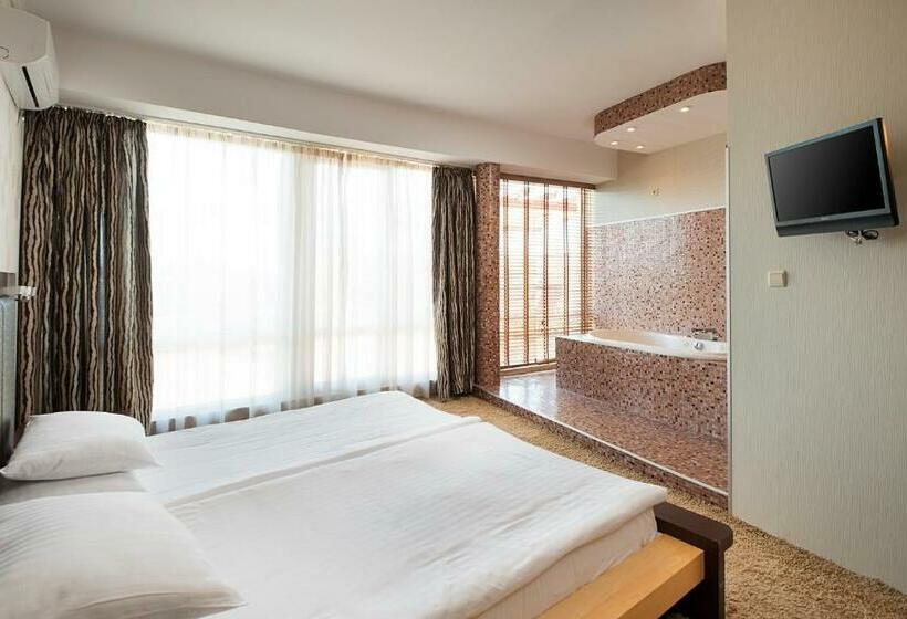 هتل Calypso Apartments