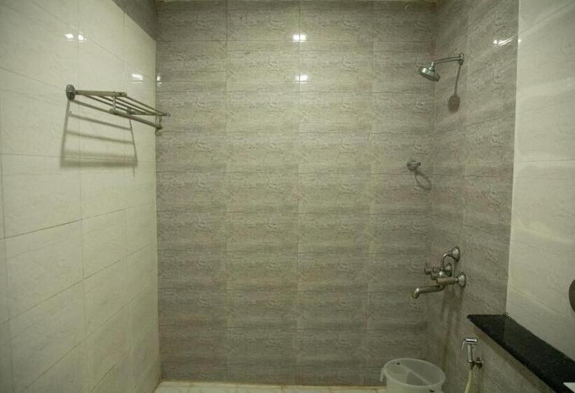 هتل Arunaachalaa Resiidency