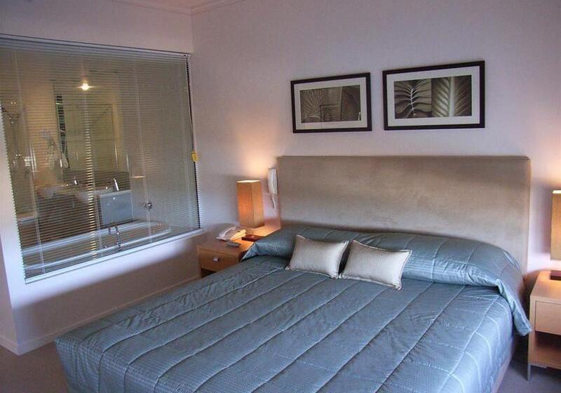 هتل Aspect Caloundra