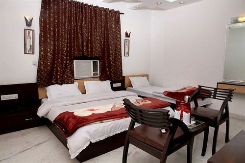 Hotel Pahwa International