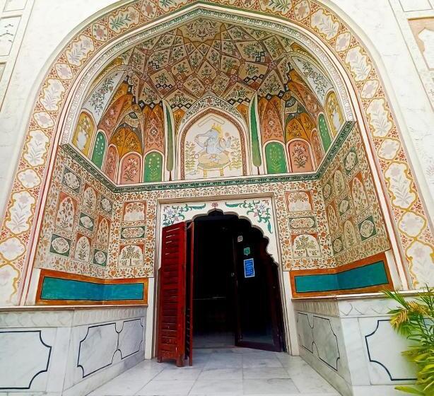 Отель Rani Mahal