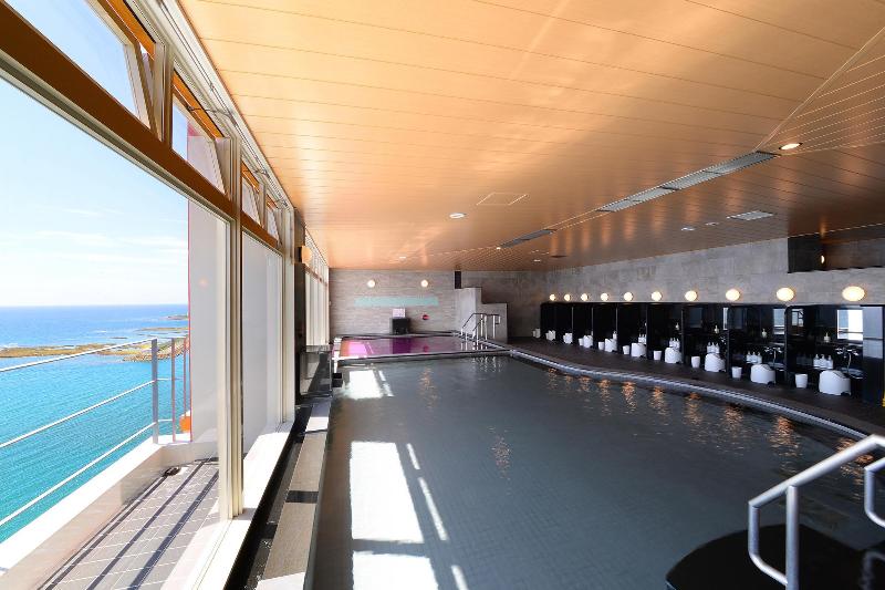 Vessel Hotel Campana Okinawa