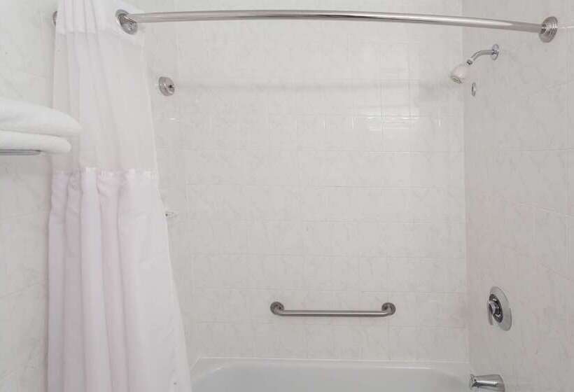 مُتل Thriftlodge By Wyndham Moncton