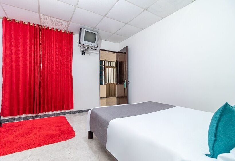 هتل Ayenda Vanguard