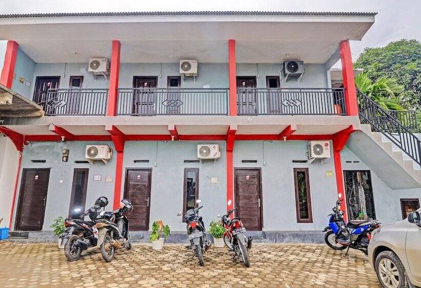 هتل Oyo 91022 Steze Homestay Syariah