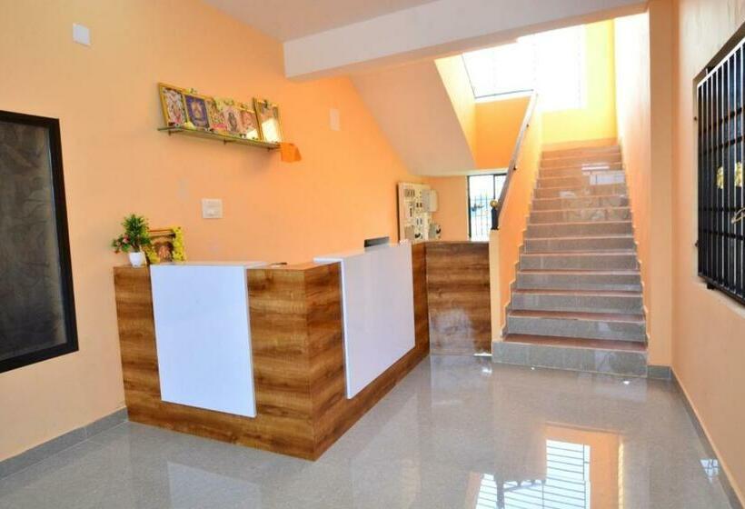 Отель Sri Sigandureshwari Boarding And Lodging