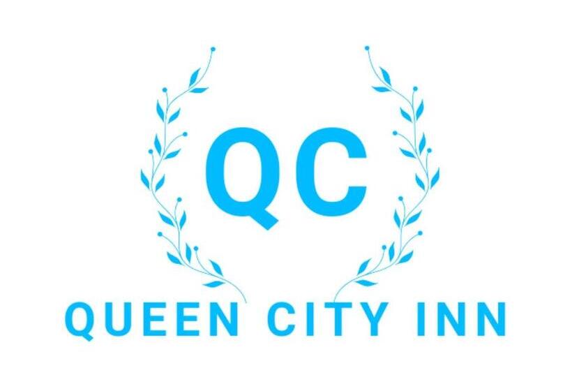 فندق على الطريق Queen City Inn