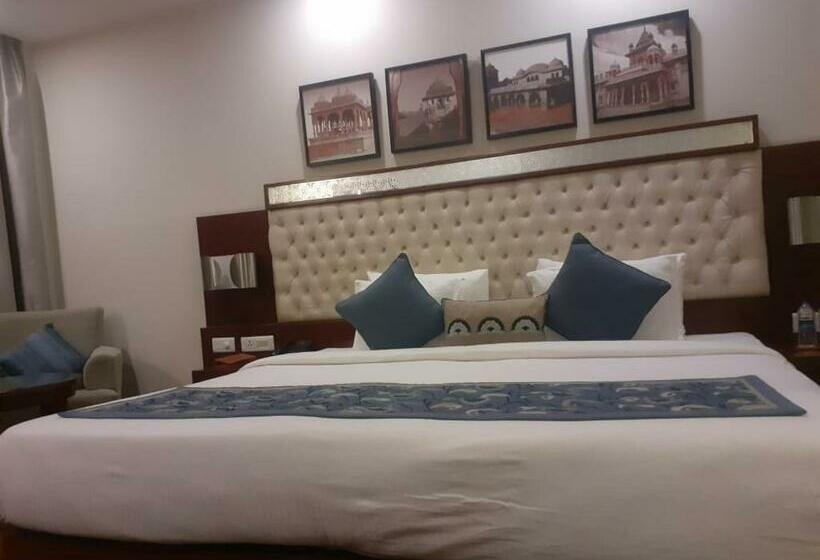 The Lal Vilas Hotels