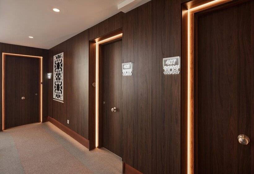 Sercotel Granada Suites