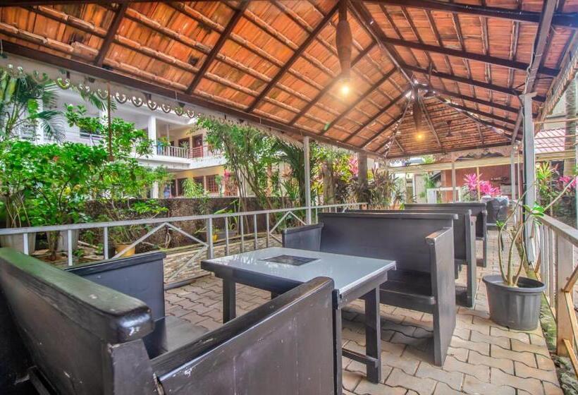 استراحتگاه Goa Down D Vilage Prime