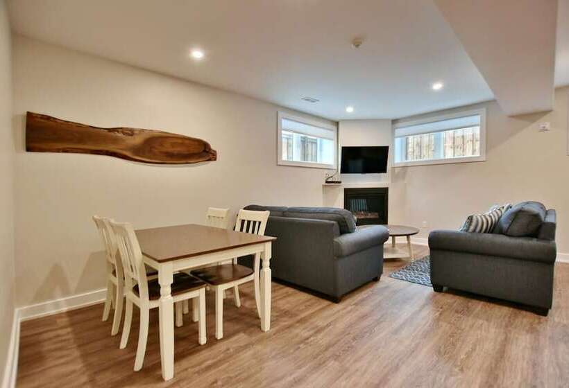 호텔 The Landing   Extended Stay Quarters