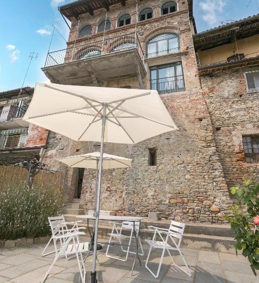 ペンション Le Case Di Angelina   Langhe Loft & Suites