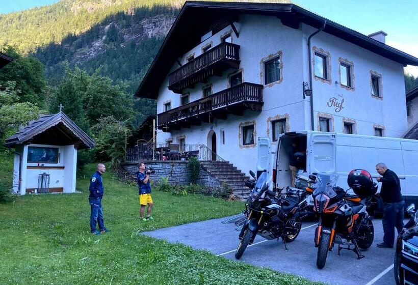 住宿加早餐  Haus Fiegl