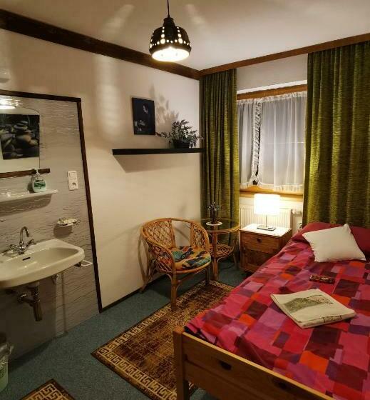 住宿加早餐  Haus Fiegl