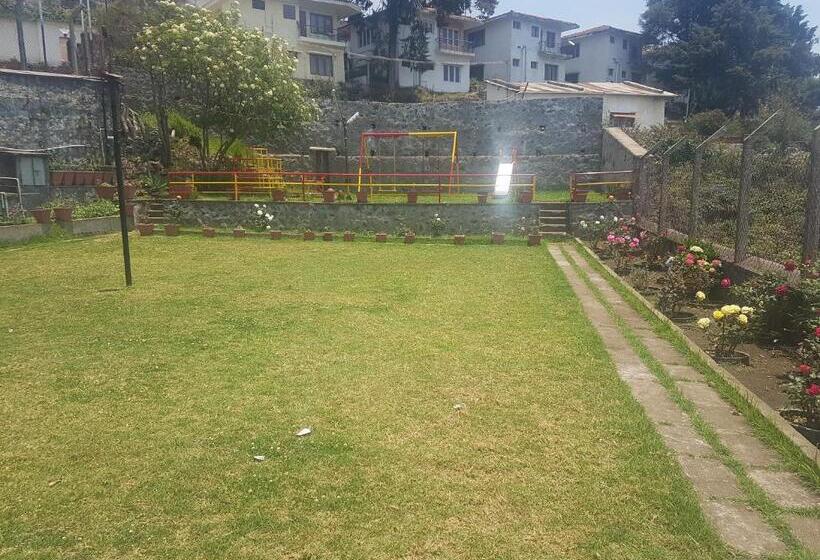 تختخواب و صبحانه Kumaragiri Cottages Kodaikanal