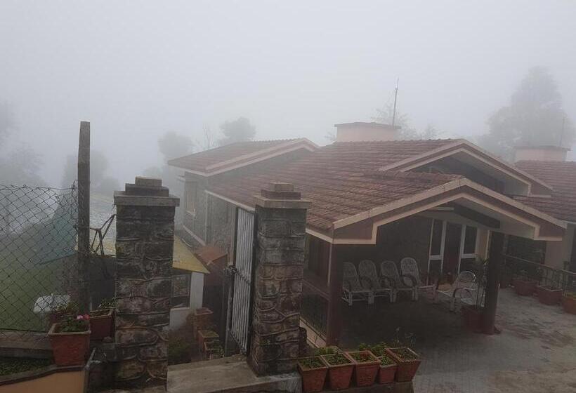 تختخواب و صبحانه Kumaragiri Cottages Kodaikanal