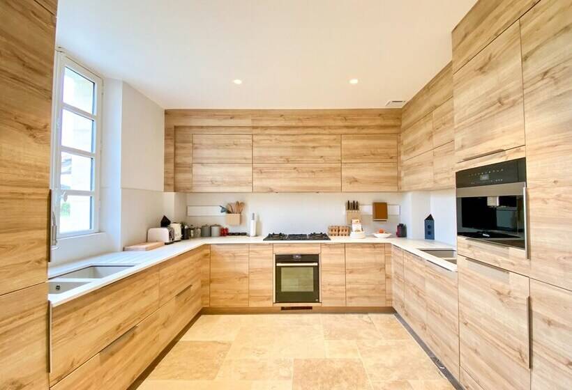 ベッドアンドブレックファースト Petit Monlot   Saint Emilion