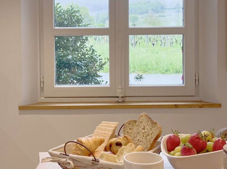 ベッドアンドブレックファースト Petit Monlot   Saint Emilion