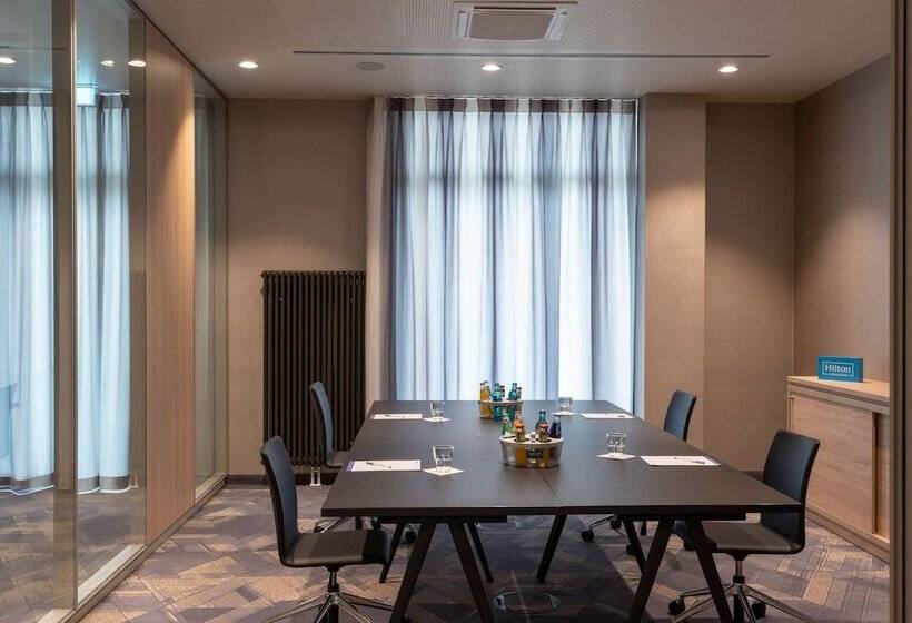 ホテル Hampton By Hilton Munich City North