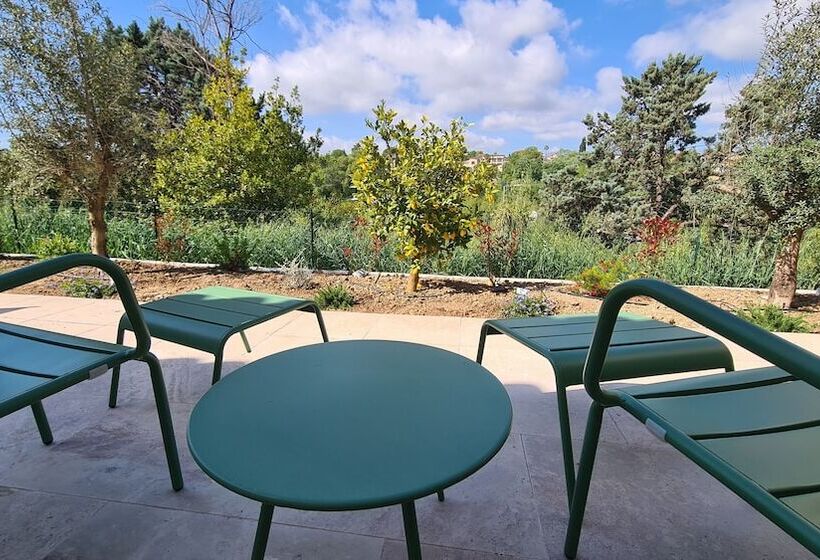 تختخواب و صبحانه Villa Martinus