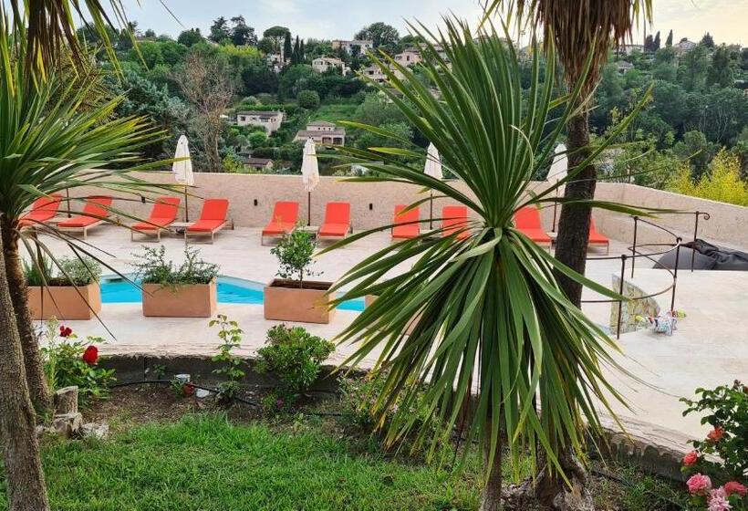 تختخواب و صبحانه Villa Martinus