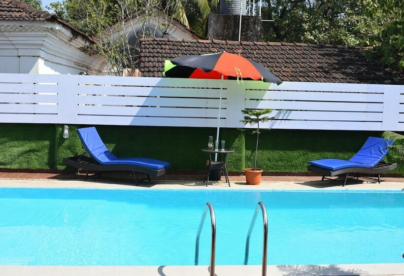 호텔 Clarissa Resort Goa