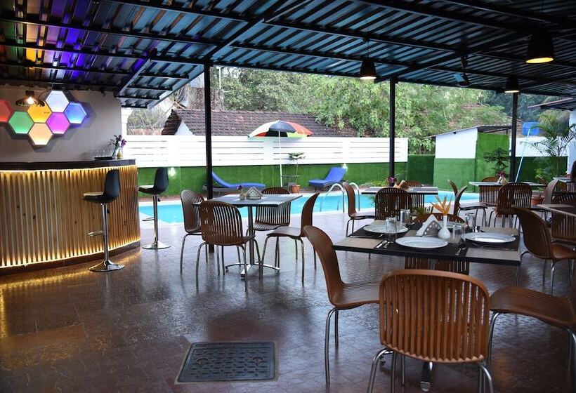 호텔 Clarissa Resort Goa