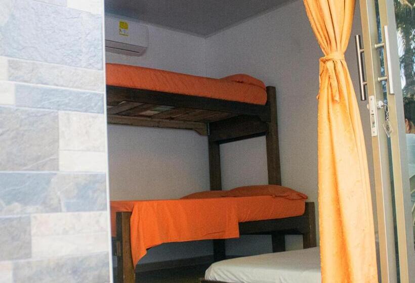 هتل Zabdi Coveñas