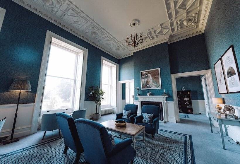 Heythrop Park Hotel   Adults Only