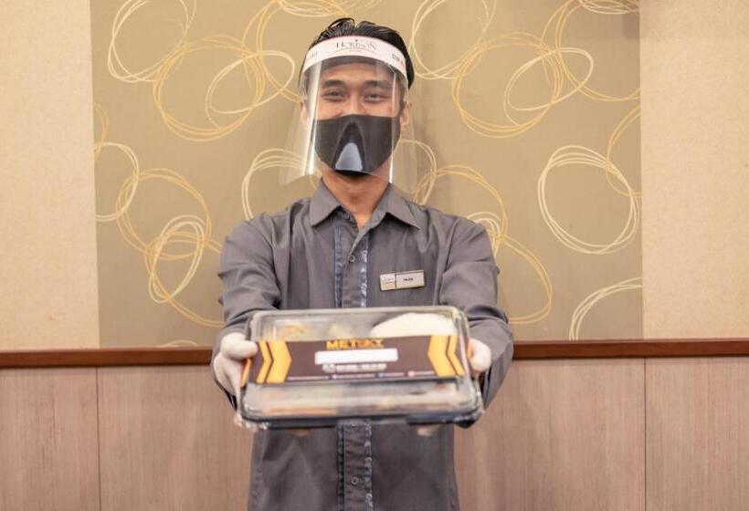 هتل Horison Ultima Bekasi