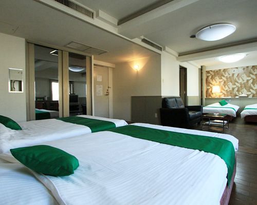 酒店 Shinsaibashi Lions Rock