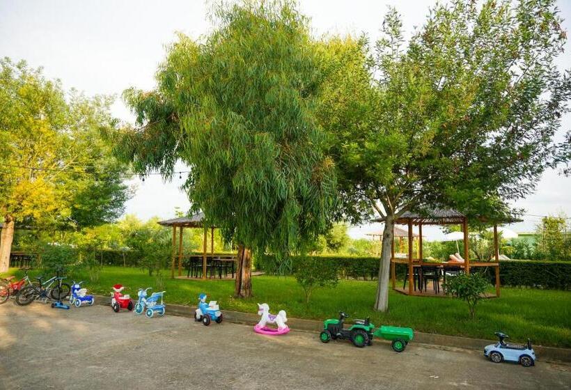فندق Paradise Laguna Vain