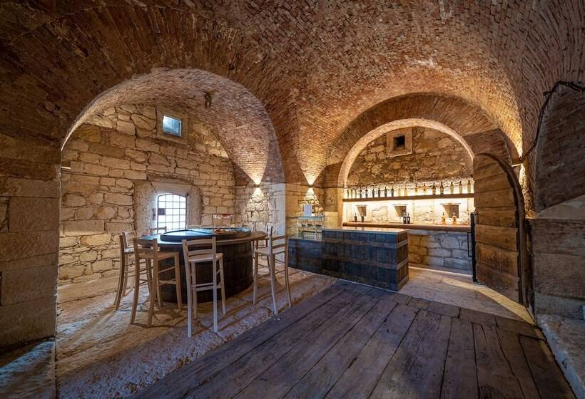 فندق Relais Forte Benedek Wine & Spa   Adults Only