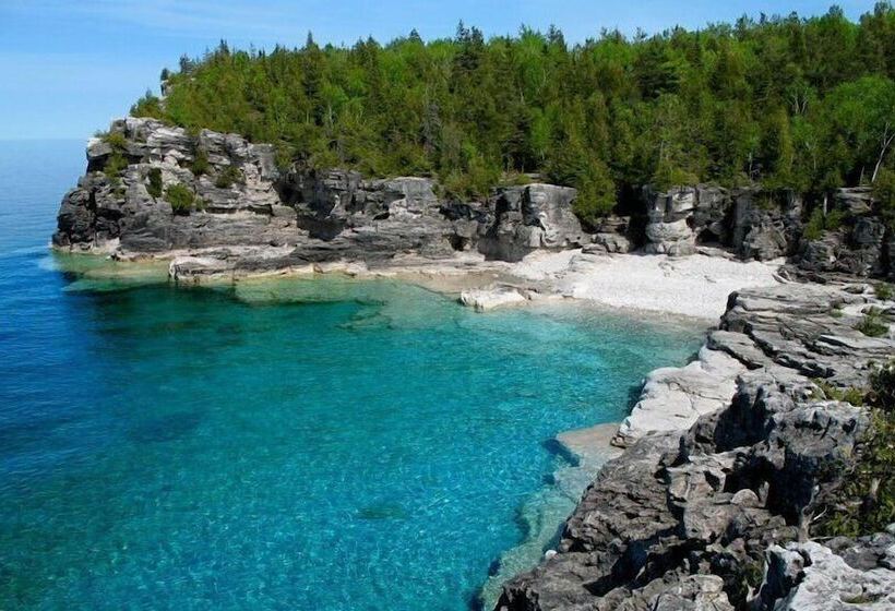 Stone Cove Waterfront Adults Only B&b