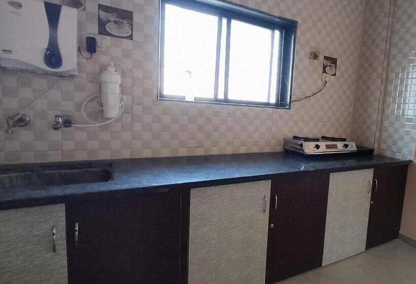 بنسيون Ambient Home Stay, In Nashik