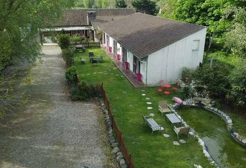 住宿加早餐  Les Garennes