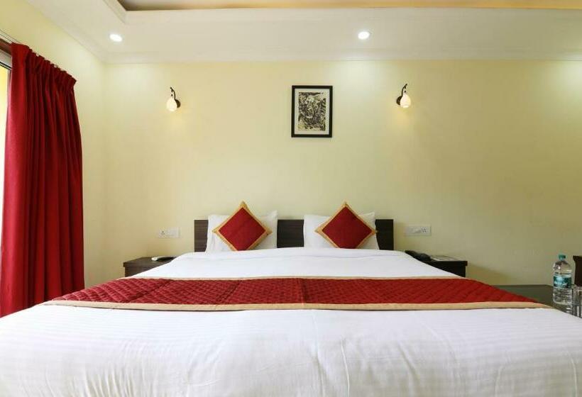 호텔 Sai Swastik Luxury Stay