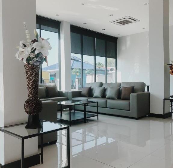 T Nee Hotel@udon