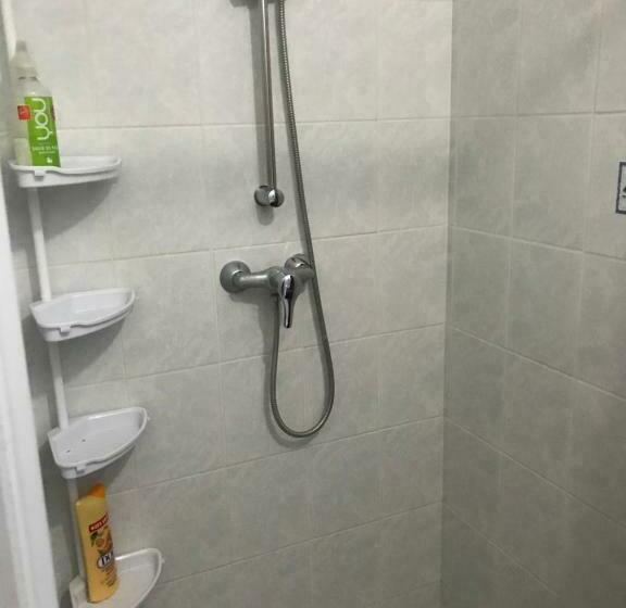 تختخواب و صبحانه Chambre Du Merle