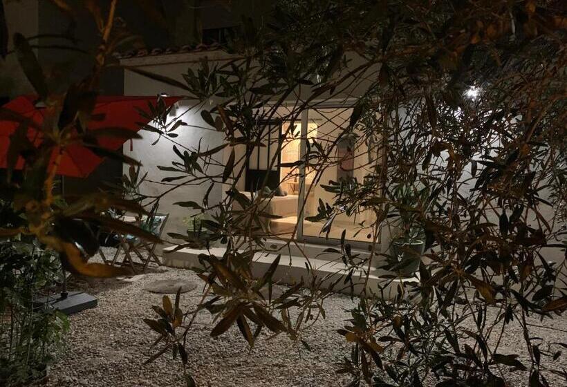 تختخواب و صبحانه L’olivier De Manel