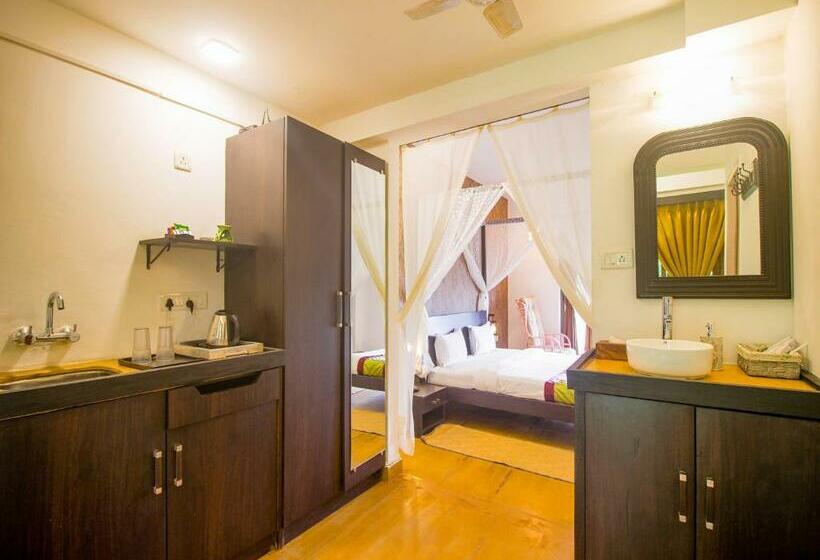 هتل Verandah   A Beautiful Story, Near Anjuna Beach