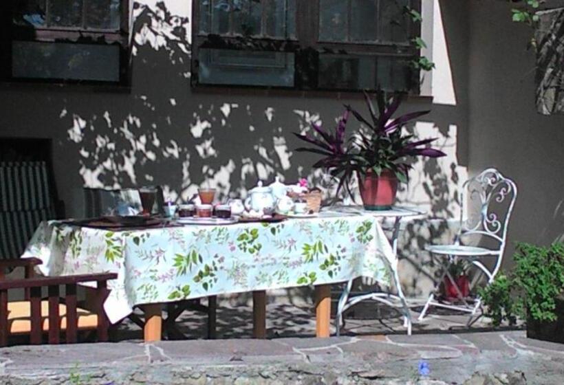 مبيت وإفطار Casa Ciosse