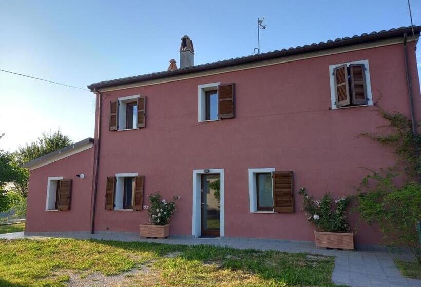 مبيت وإفطار Casa Rosa