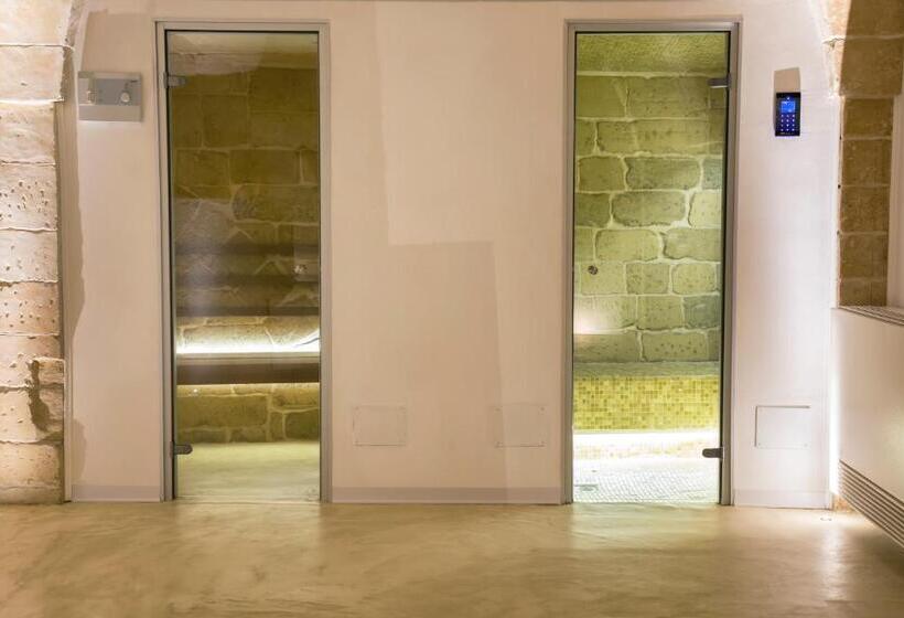 تختخواب و صبحانه Reluxe Private Wellness