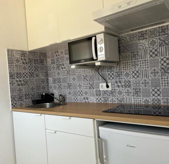 بنسيون Flow Rooms