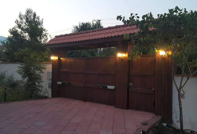 پانسیون Mandarin Guesthouse   Adult Only