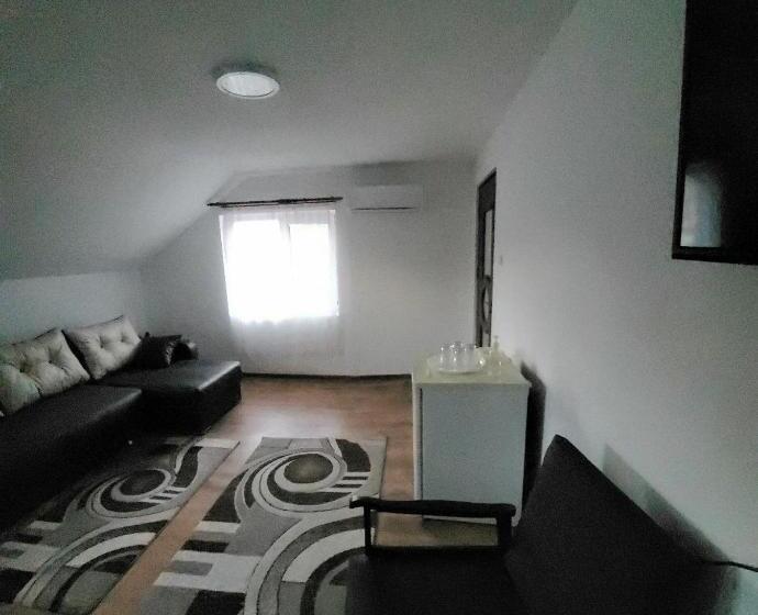 پانسیون Casa Uila