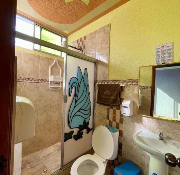بنسيون Hostal R. Williams