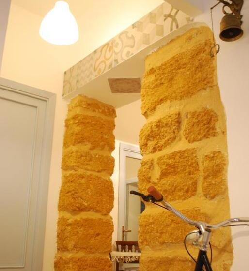 تختخواب و صبحانه Zabbara